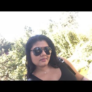 Meet your Posher, Priya